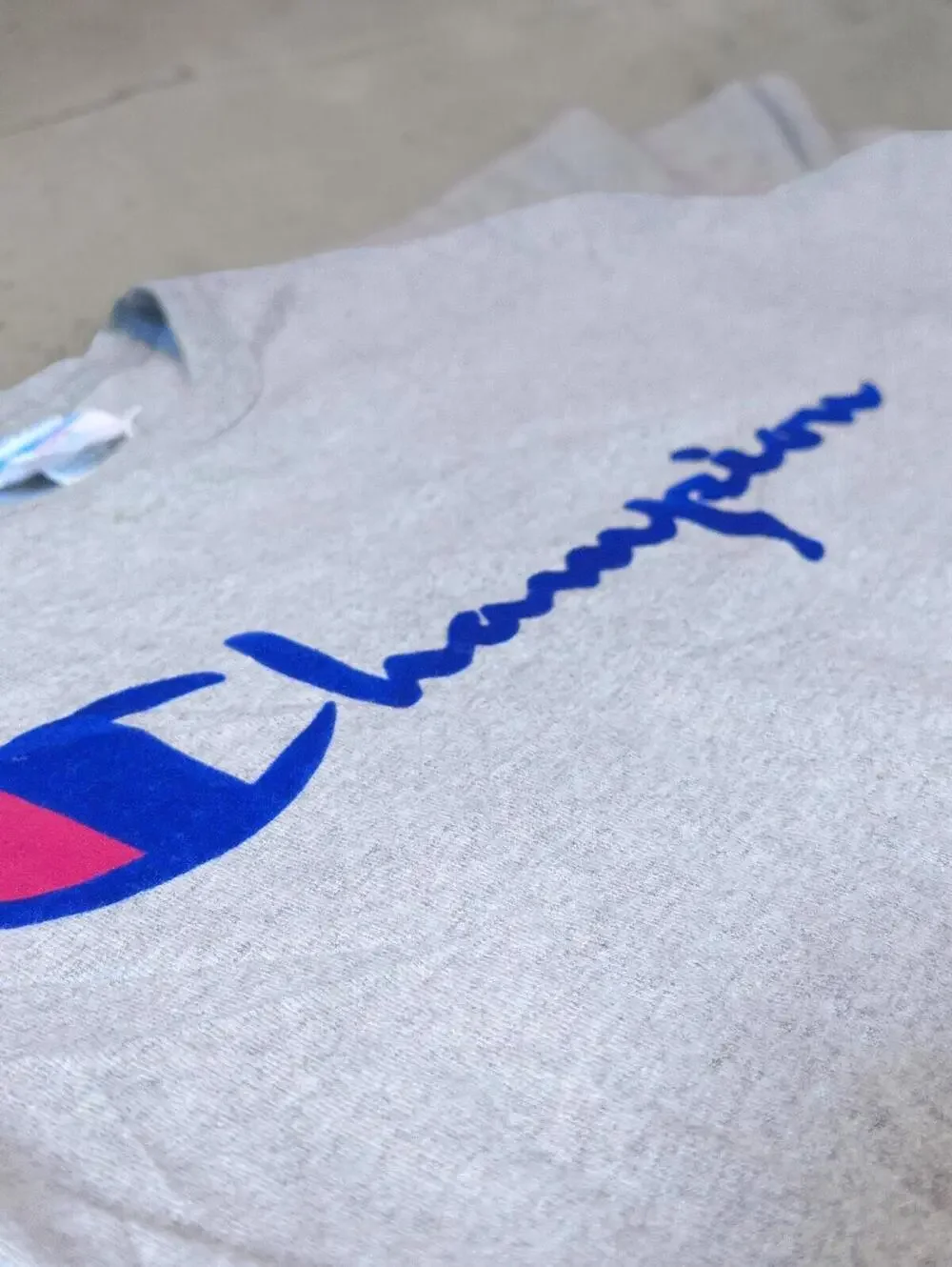 Champion Classic Logo T-Shirt Heather Gray Size Medium - Picture 3 of 4